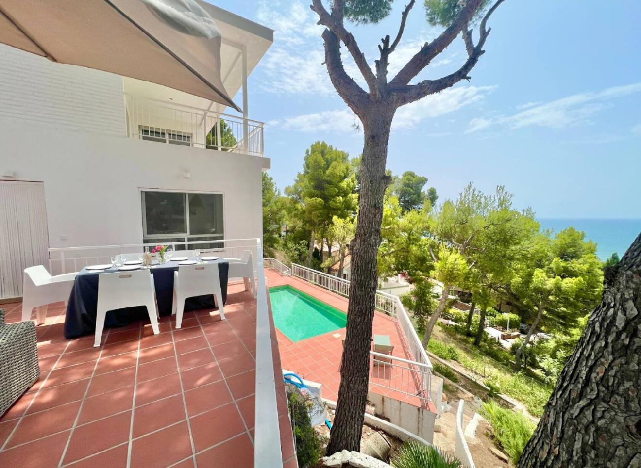 Preciosa Villa Rodeada De Pinos Con Vistas Al Mar - Servhouse Benicàssim Exterior foto